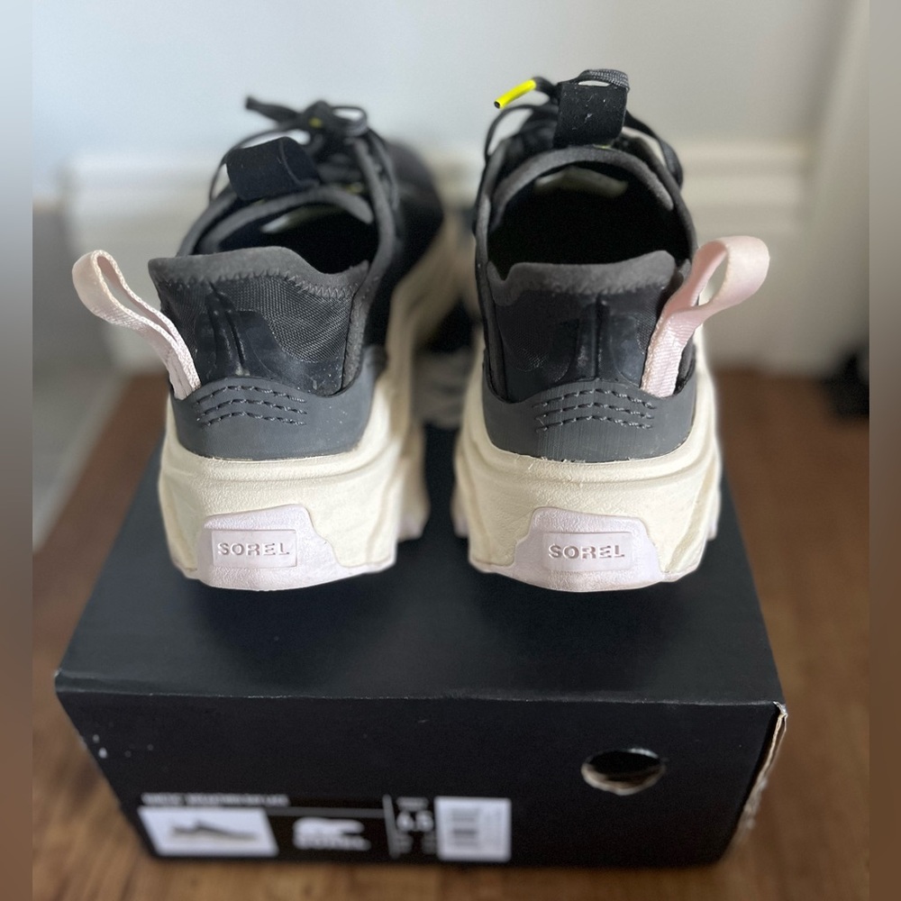 Sorel Kinetic Breakthrough Sneakers - Picture 4 of 5
